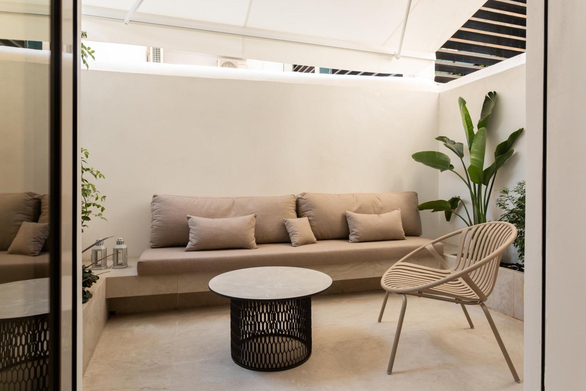Elegant Apartment A Breath Away From The Acropolis Atenas Exterior foto